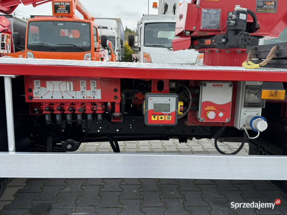 Nissan Cabstar Podnośnik Koszowy 25m CMC PLA 250 ABS Widełki