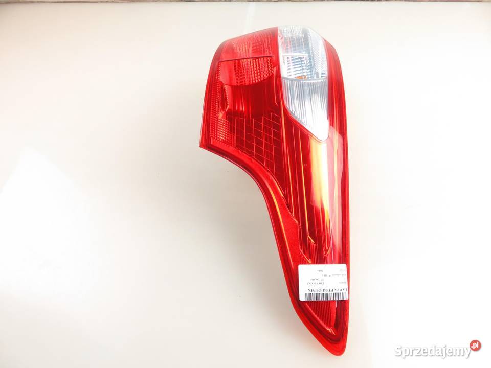 LAMPA PRAWA TYLNA FORD FOCUS MK3 Turnier osobowe Lampy tylne