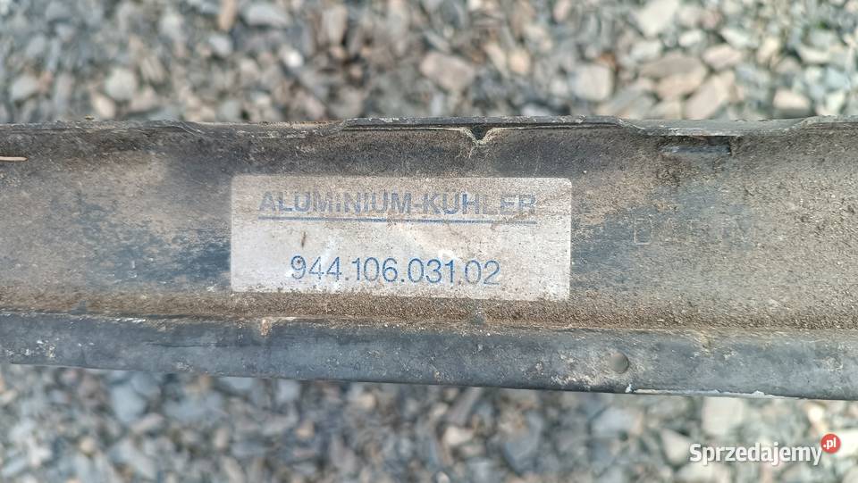 Chłodnica wody Porsche 944 25 benzyna manual małopolskie Radłów