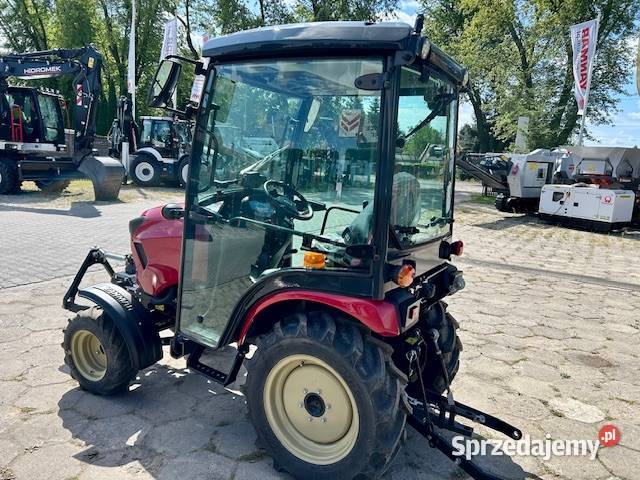 Ciągnik YANMAR SA424 26 4x4 DEMO Kabina TUZ Pług łódzkie Łódź