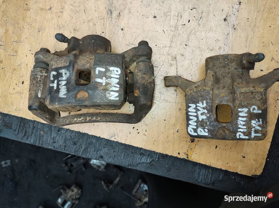 Mitsubishi Pajero Pinin zacisk jarzmo tył Kielce sprzedam