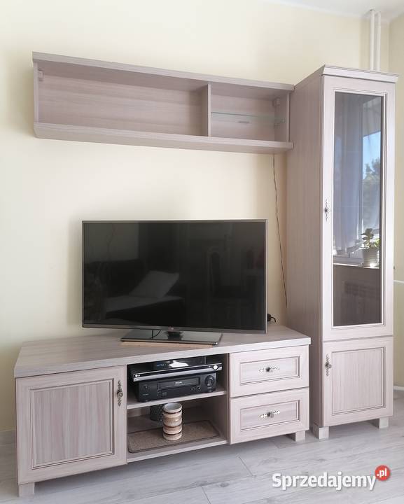 SPRZEDAM NOWY KOMPLET MEBLI DO SALONU Radom