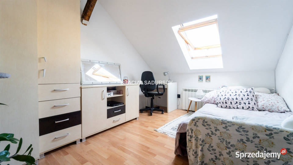 sprzedaży domu szeregowego 270m2 Kraków do zamieszkania