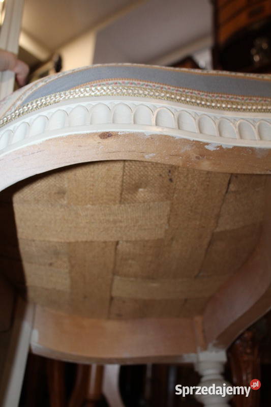 Białe krzesło Gustawiańskie 694 Meble Szczecin sprzedam