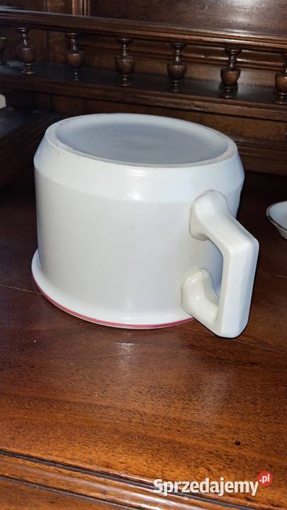Nocnik z różą Biała gruba porcelana Gdańsk