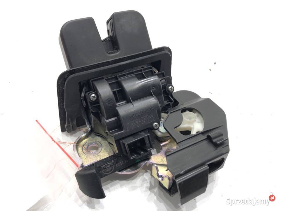 ZAMEK KLAPY TYŁ AUDI A6 C7 Kombi 8R0827505A 1118 podkarpackie