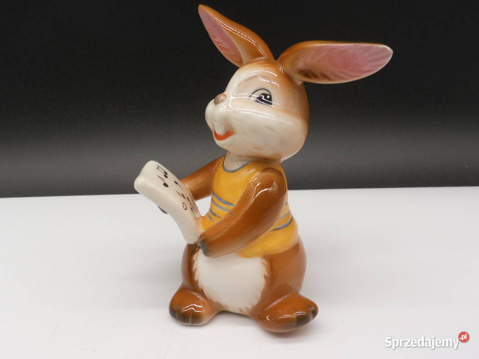 Figurka królika Goebel Rabbit śpiewak z nutami Raszków