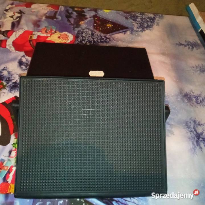 Pulka zchowek pod radiem opel astra G sprzedam