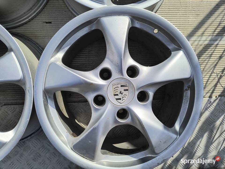 Porsche 986 17 Felgi Boxster 85J x 17 ET48 przód Kakonin