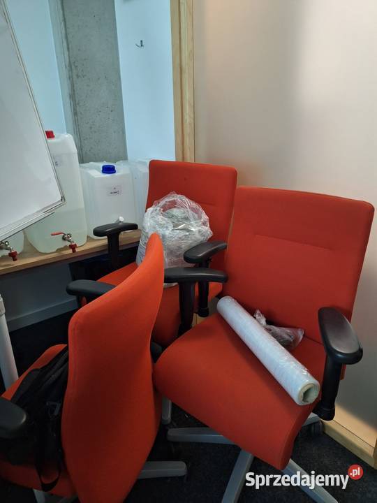 Syndyk sprzeda wyposażenie biurowe i Gdynia