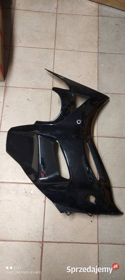 SUZUKI GSX 1250 2010r częsci owiewki Sianów