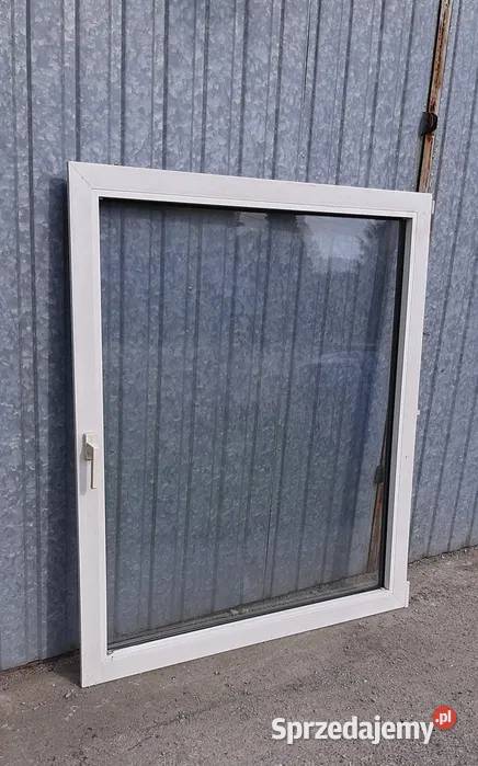 Okno plastikowe PCV DUŻE 137 x 118 szklarnia Jędrzejów sprzedam