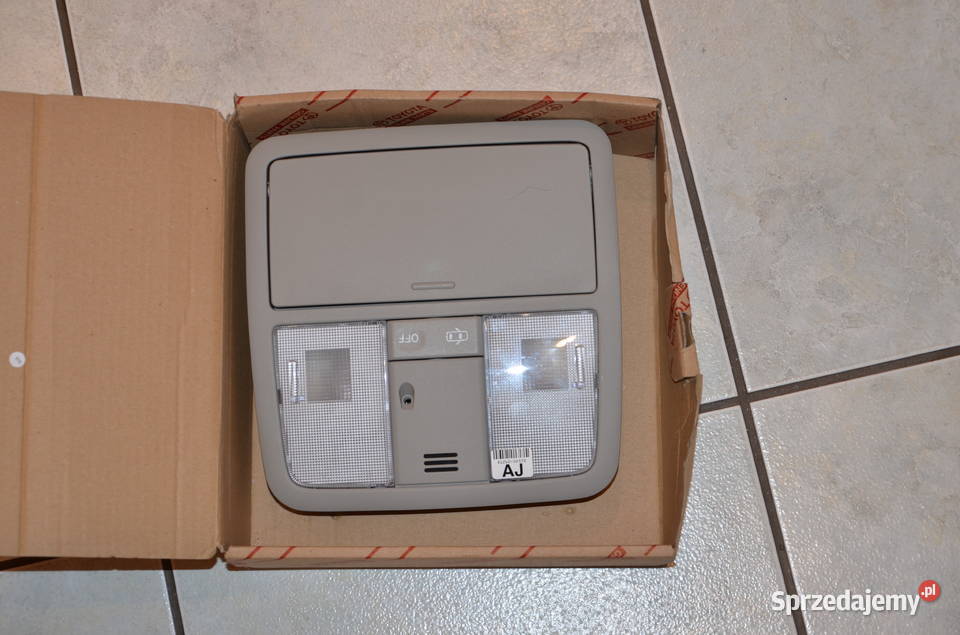 Toyota Auris Lampa podsufitki nowa oryginalna śląskie Jaworzno