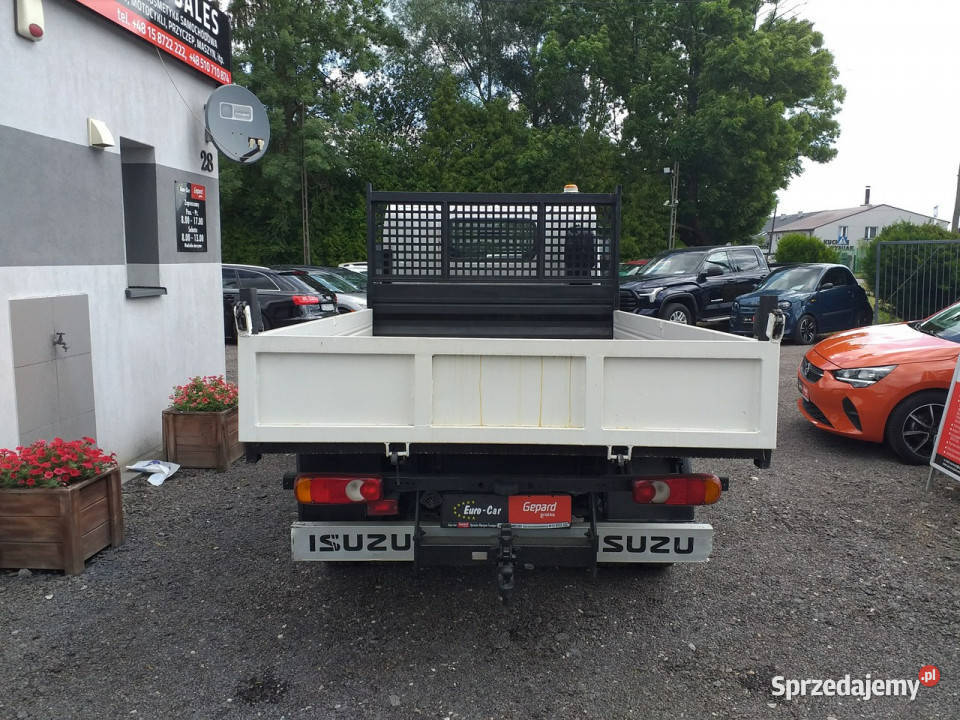 Isuzu N światła przeciwmgłowe Janów Lubelski