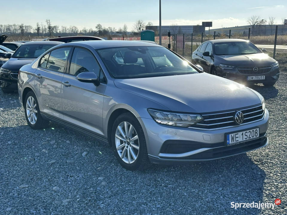 Volkswagen Passat 20 TDI 150 2020 EVO Front światła do jazdy dziennej Wojkowice