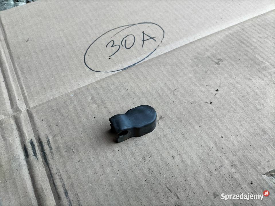 MONDEO MK2 OSŁONA ZAŚLEPKA TYŁ ŚRUBY RAMION Kamień-Kolonia sprzedam