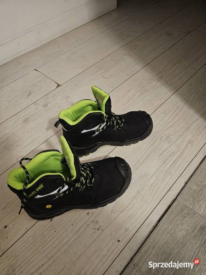 Obuwie robocze czarny dolnośląskie Lubań