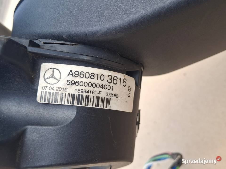 MERCEDES ACTROS MP4 MP5 LUSTERKO ZEWNĘTRZNE Bieleń