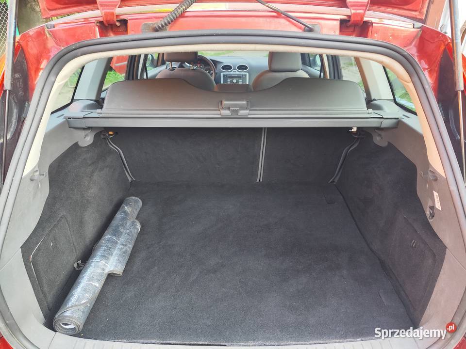 FORD Focus 16 kombi benzyna Karsin