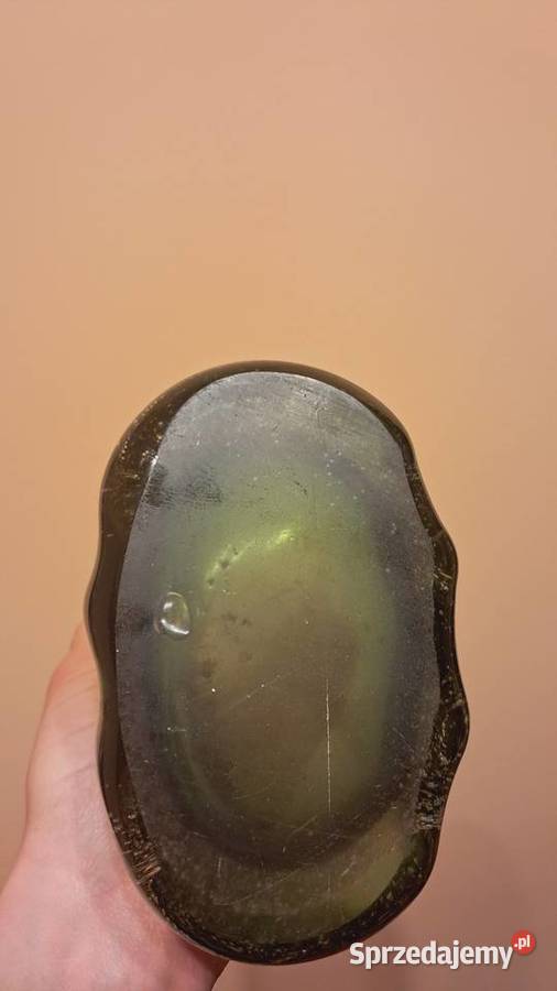 Zielony Wysoki Polski Wazon PRL Vintage Szkło Świecie