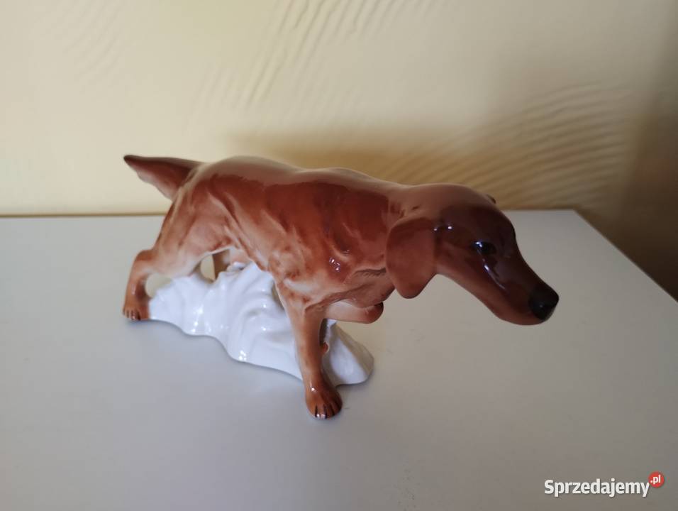 PRL figurka psa porcelana Łomonosow seter Łódź