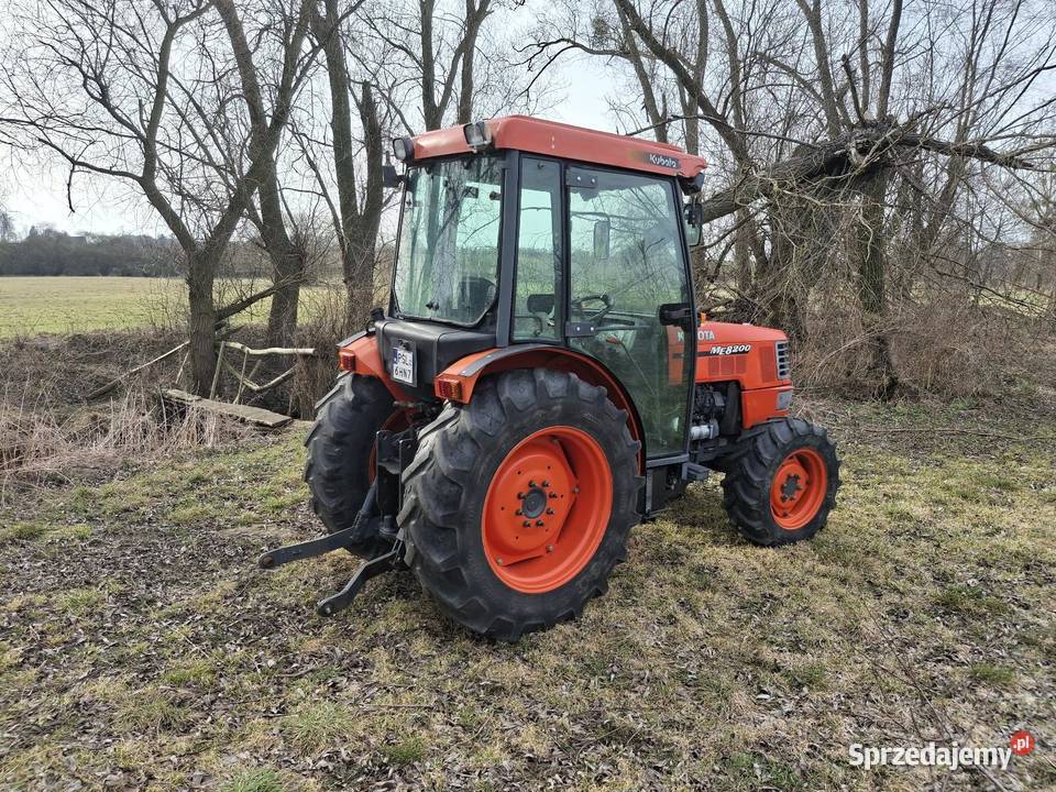 Ciągnik sadowniczy Kubota M8200 narrow Szamarzewo