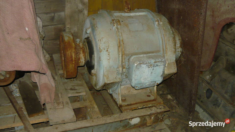 Prądnica elektryczna okrętowa 937 kW stara Sokółka