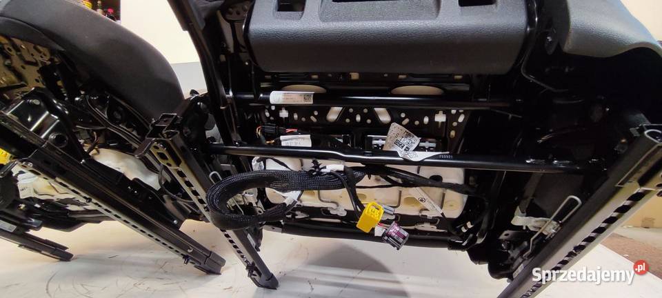 SKODA KAROQ FOTELE KANAPA ALCANTARA SKÓRA GRZANE