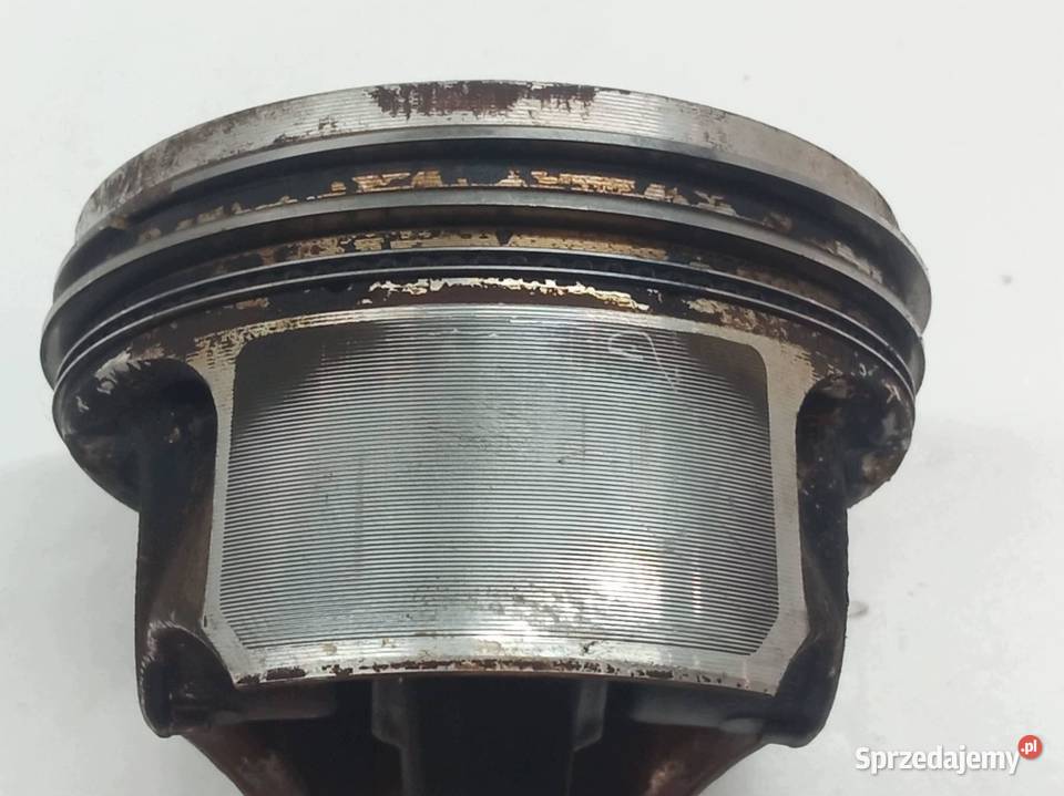 TŁOK KORBOWÓD 076182 14 TSI Skoda Octavia II