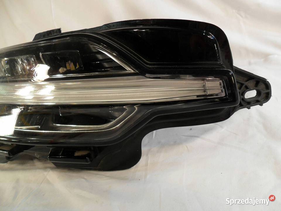 REFLEKTOR PRZÓD STRONA PRAWA VOLVO S60 Lampy przednie Nowy Tomyśl