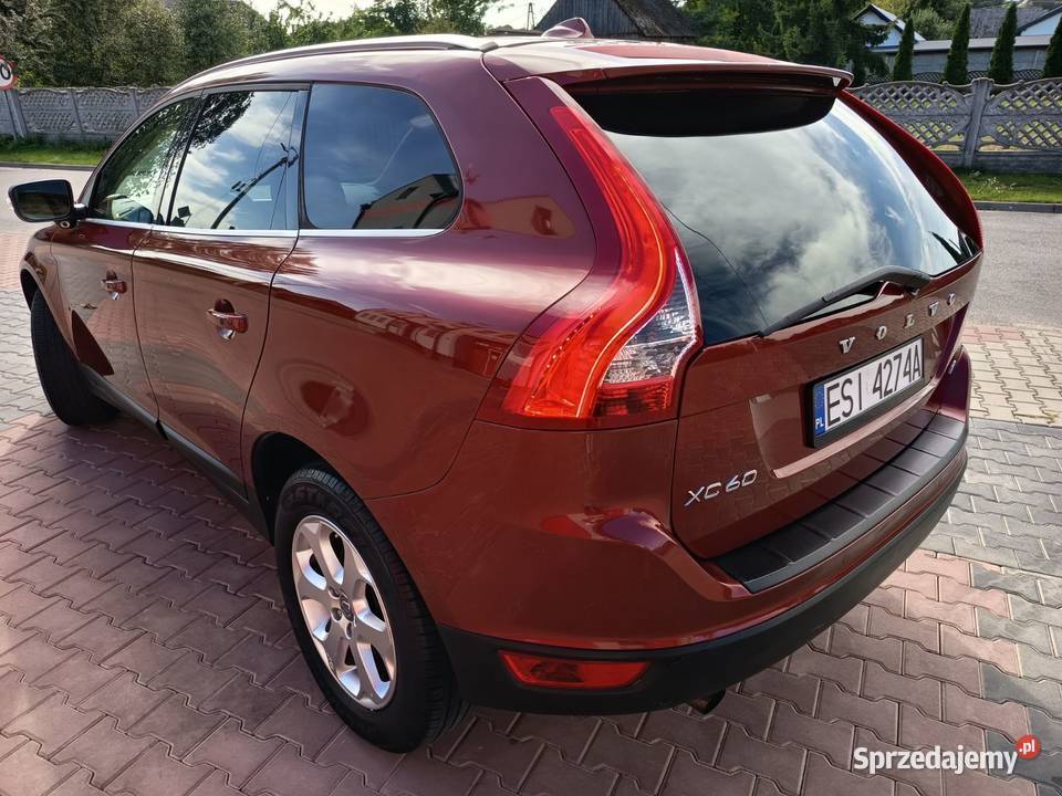 Ładne volvo xc60 32 benzyna 4x4 zarejestrowany Sieradz