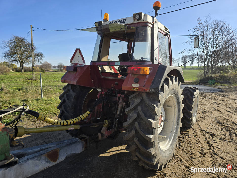 Ciągnik INTERNATIONAL 956 XL 4x4 95 Litwinki sprzedam