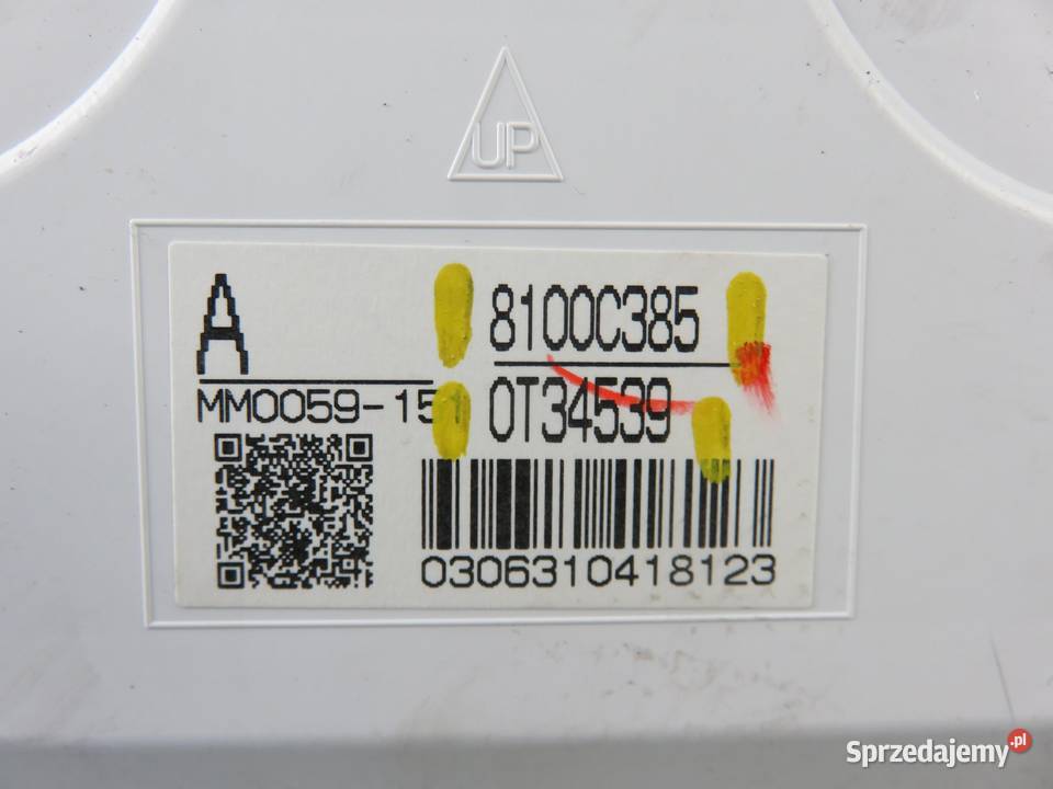 LICZNIK MITSUBISHI OUTLANDER III 20 Hybrid sprzedam