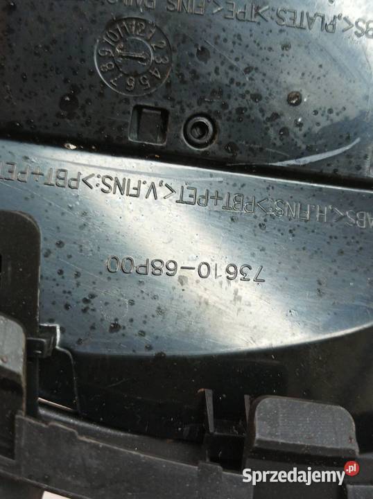 KRATKI NAWIEWU ŚRODKOWA PRAWA A31373610M Suzuki