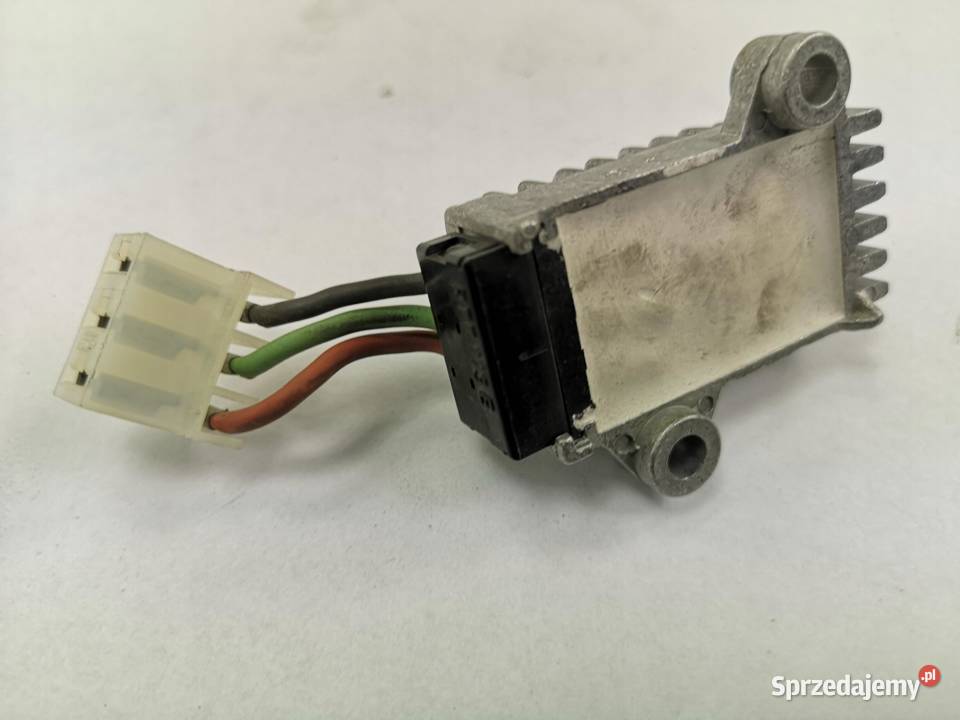 REGULATOR ALTERNATORA 28V IVECO FIAT 9986111