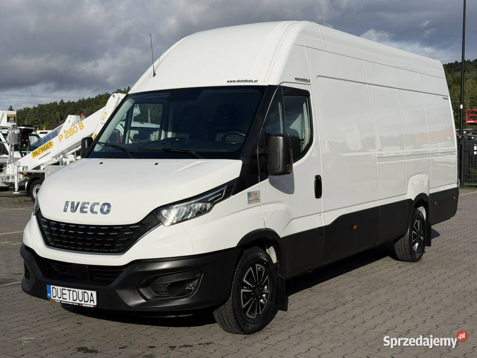 Iveco Daily 35S21 L4H3 17m3 Furgon Dostępny Ręki Widełki
