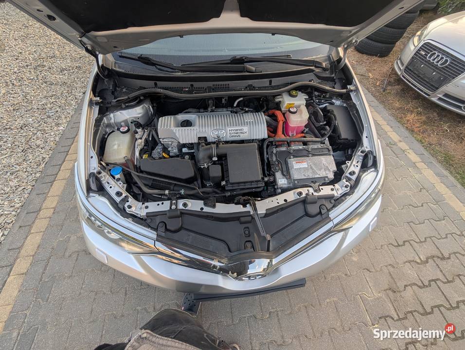 TOYOTA AURIS 18 HYBRYDA Góra Kalwaria