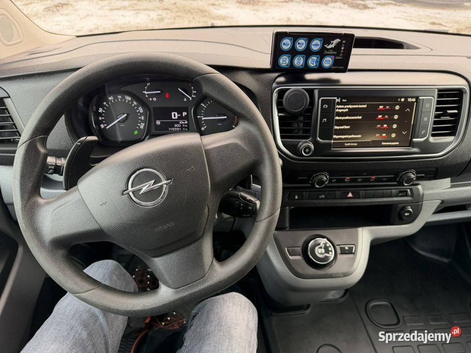 ambulansy Opel Vivaro Opel Vivaro 20CDTI 177 Specjalne Gostyń