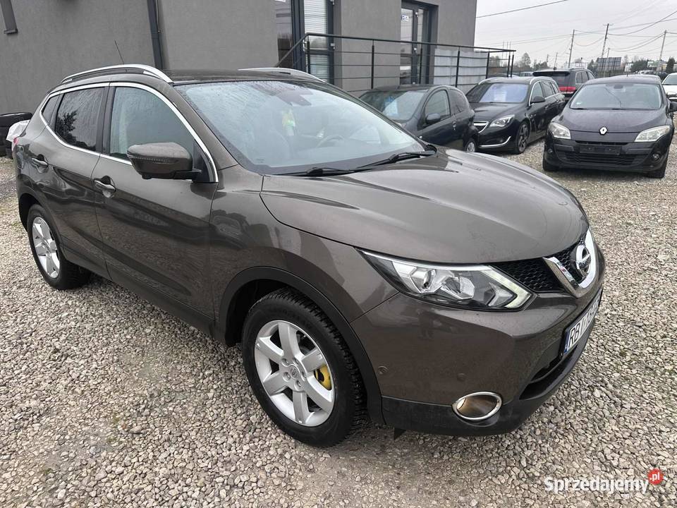Nissan Qashqai 2015 Bogata Wersja Wyposażenia elektrycznie ustawiane fotele Ładna