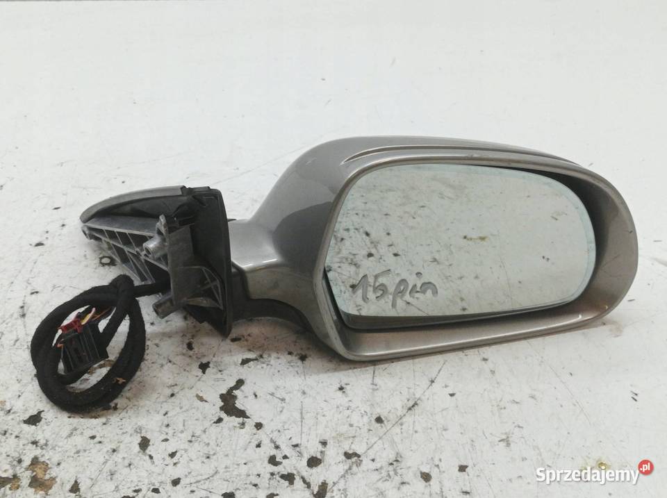 LUSTERKO PRAWE 15PIN EUROPA Skoda Superb II