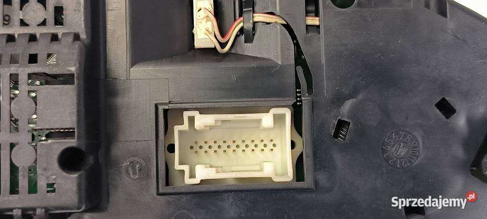 LICZNIK ZEGAR MERCEDES SKLASA W220 A2205407811