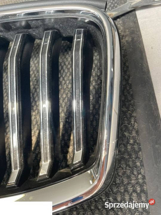 Volvo Xc60 II lift 21 atrapa grill przód osobowe Kozubszczyzna