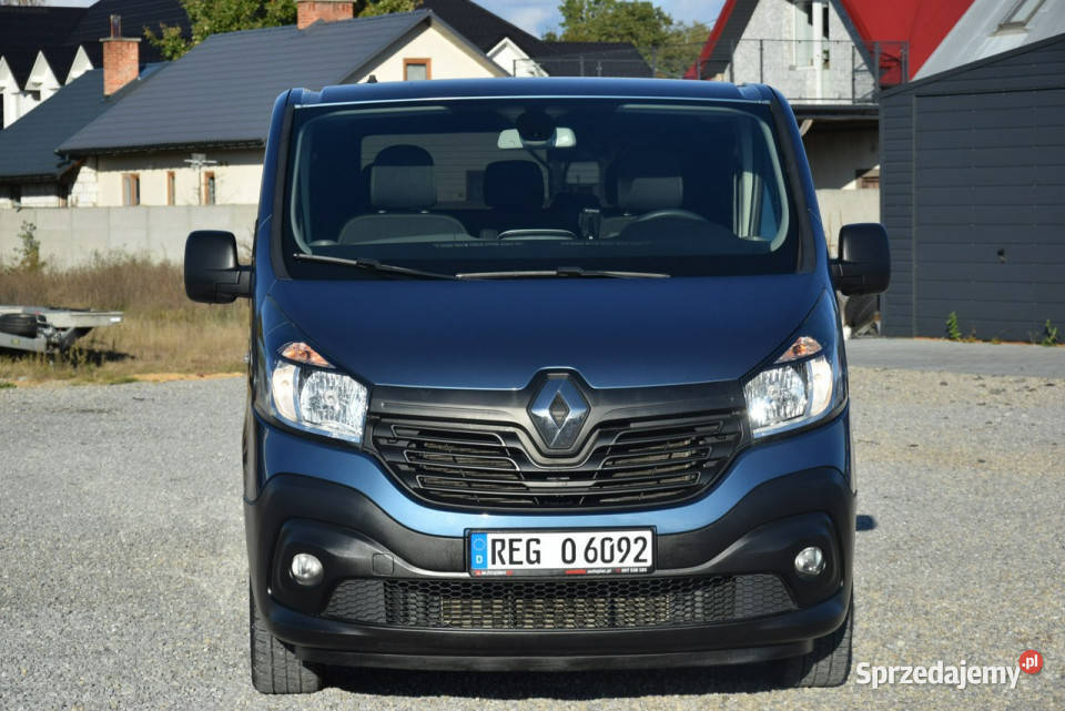 Renault Trafic 16D 2017r 9 Osobowy Navi Kamera 1598cm3 Majdan Sieniawski