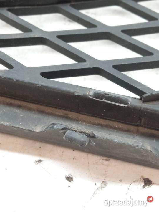 KRATKA ŚRODKOWA ZDERZAKA LIFT 23163384 Opel świętokrzyskie