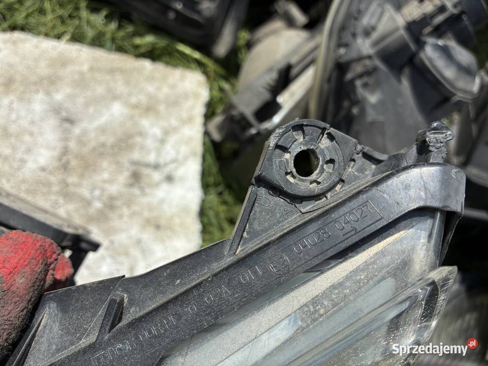 Lampa Lewa Przód Citroen C4 Xsenon lubelskie Wisznice
