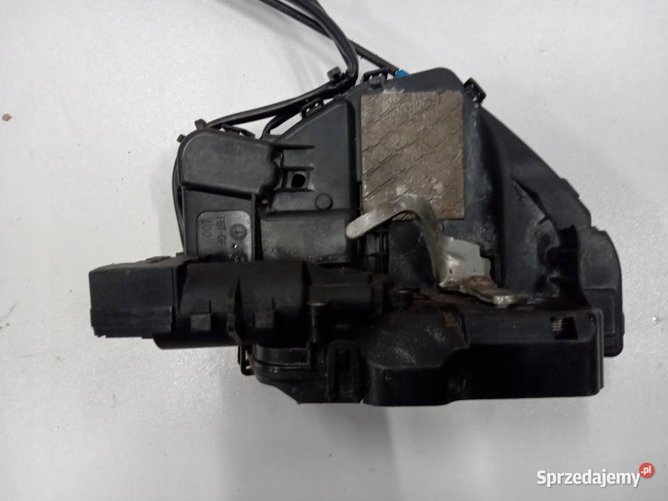 ZAMEK DRZWI LEWY TYŁ MERCEDES CLS W219 Nowy Tomyśl