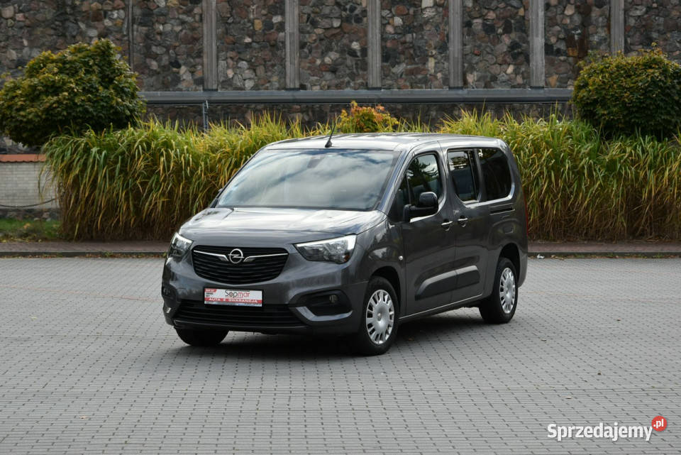 Opel Combo Life XL 15CDTi 102 Manual XI2021r 7os Kampinos