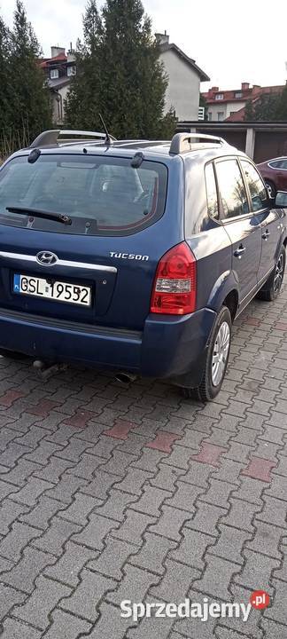 Sprzedam hundaya tucson w stanie dodatkowo elektryczne szyby śląskie