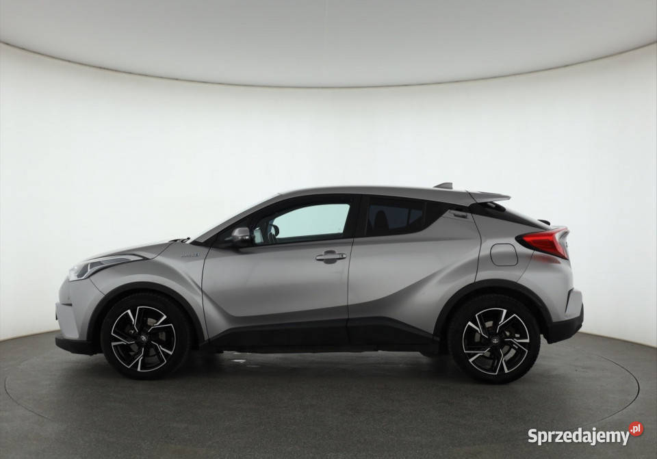 Toyota CHR 18 Hybrid Piaseczno