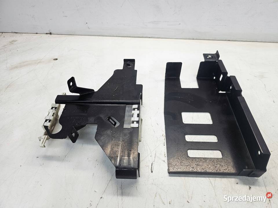 UCHWYT MOCOWANIE STEROWNIKA AUDI A1 8X VW